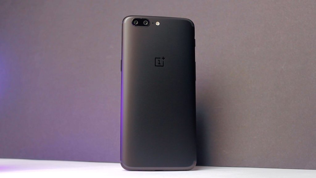 Is OnePlus 5 Still a FLAGSHIP KILLER? – REVIEW